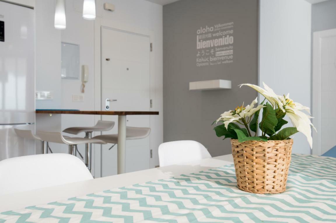 Seafront La Malagueta I Apartment Malaga Exterior photo